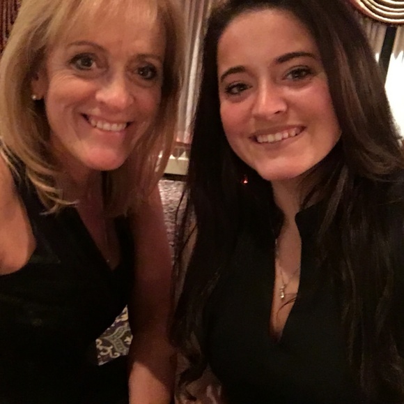 Meet your Posher, Cheryl - Picture 3 of 3